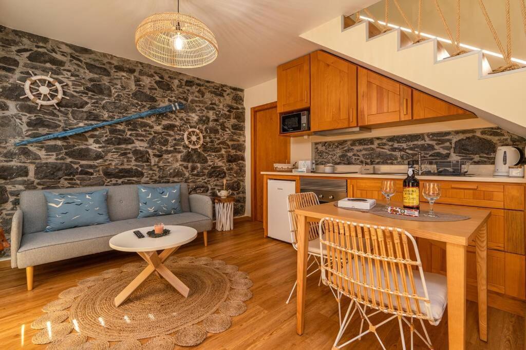 Cottage Pearl - Rural Holiday Experience By Seapearl Paul do Mar  Luaran gambar