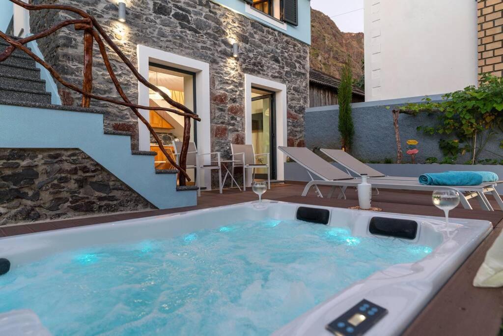 Cottage Pearl - Rural Holiday Experience By Seapearl Paul do Mar  Luaran gambar